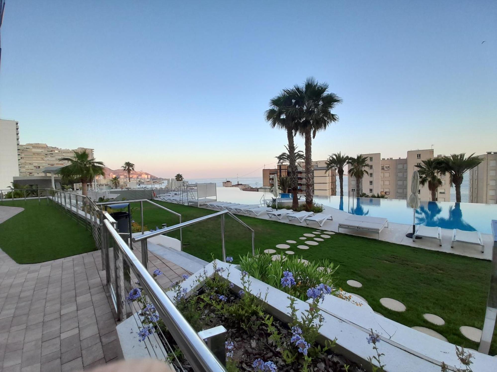 Sunset Cliffs Sea View Apartments 14 Floor Μπένιντορμ Εξωτερικό φωτογραφία